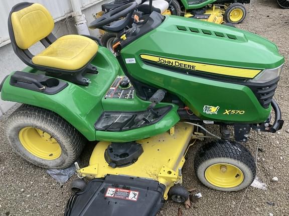 Image of John Deere X570 equipment image 2