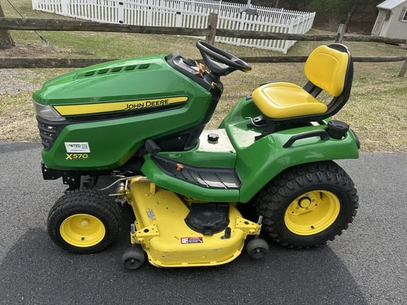 2021 John Deere X570 Equipment Image0