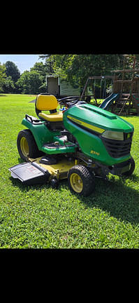 Image of John Deere X570 equipment image 3