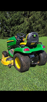 Image of John Deere X570 equipment image 1