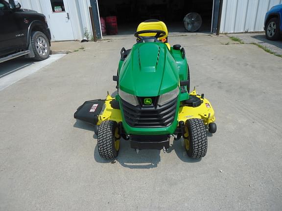 Image of John Deere X570 equipment image 1