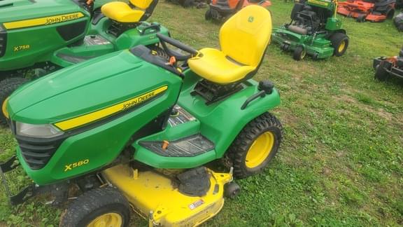 Image of John Deere X580 equipment image 4