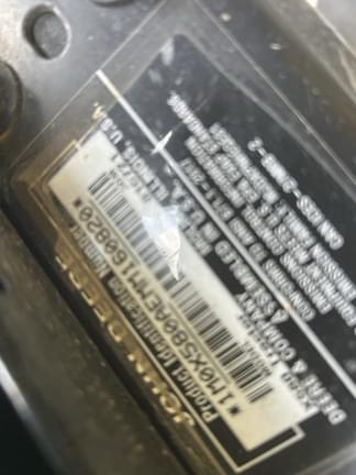 Image of John Deere X580 equipment image 4