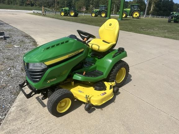 Image of John Deere X580 Primary image