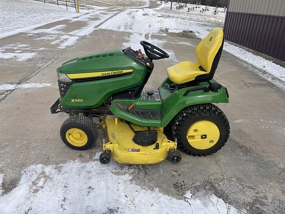 Image of John Deere X580 equipment image 1