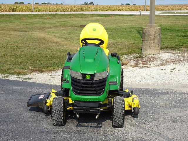 Image of John Deere X580 equipment image 2