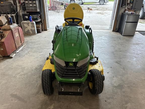 Image of John Deere X580 equipment image 1