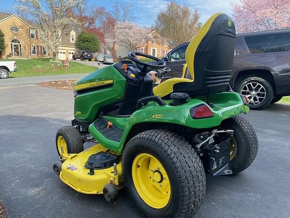 Image of John Deere X584 equipment image 3