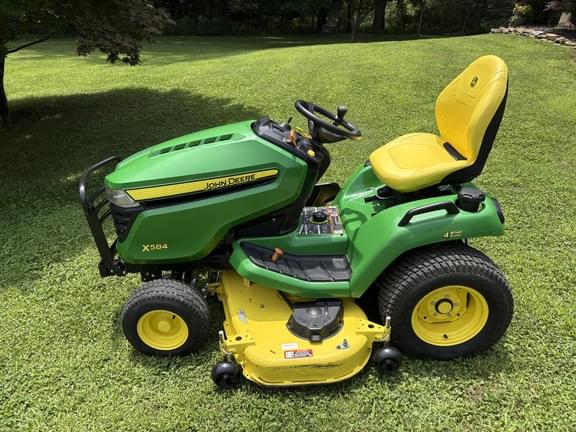 Image of John Deere X584 equipment image 1