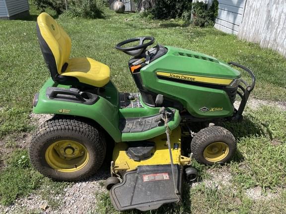 Image of John Deere X584 equipment image 3