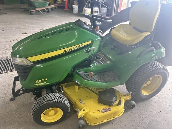 Image of John Deere X584 equipment image 2