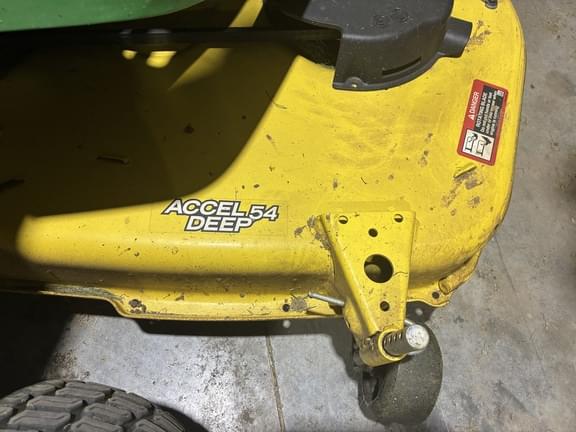 Image of John Deere X584 equipment image 4