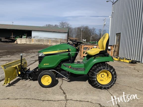 Image of John Deere X590 equipment image 2