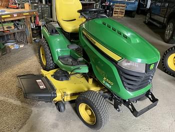 2021 John Deere X590 Equipment Image0