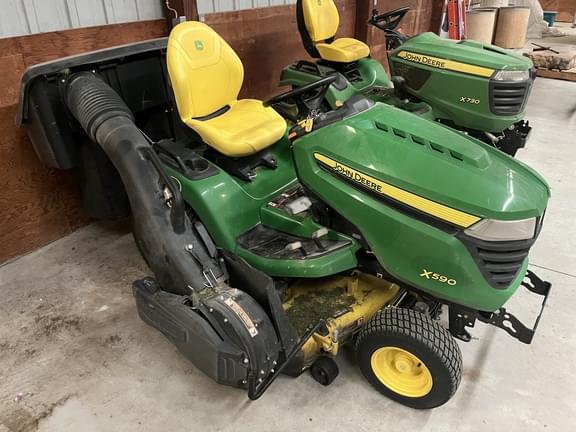 Image of John Deere X590 Image 0