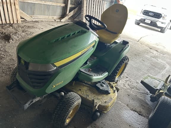 Image of John Deere X590 equipment image 1