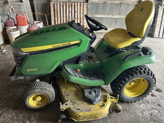 2021 John Deere X590 Equipment Image0