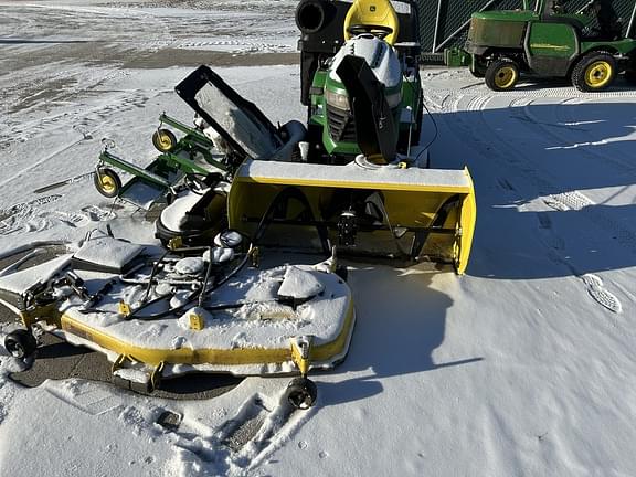 Image of John Deere X590 equipment image 2