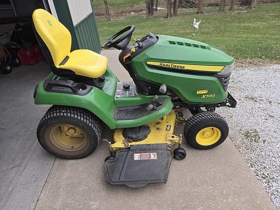 Image of John Deere X590 equipment image 2