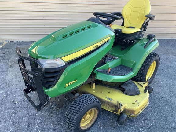 2021 John Deere X590 Equipment Image0