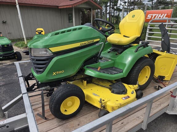 Image of John Deere X590 equipment image 1