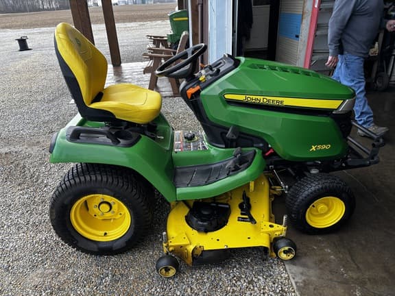 Image of John Deere X590 equipment image 1