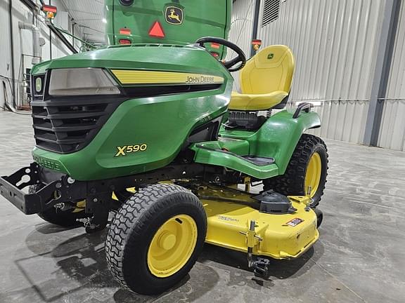 Image of John Deere X590 equipment image 1