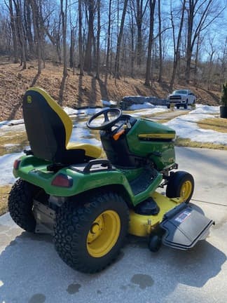 Image of John Deere X590 equipment image 2