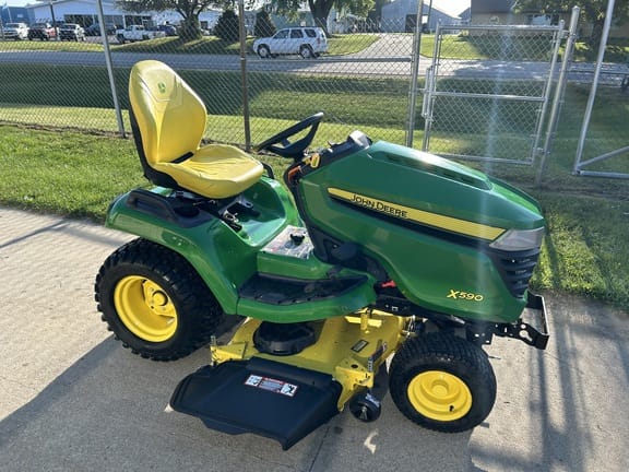 Main image John Deere X590