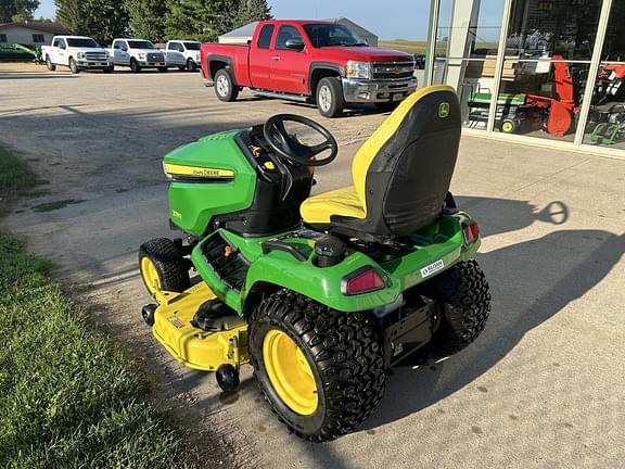 Image of John Deere X590 equipment image 2