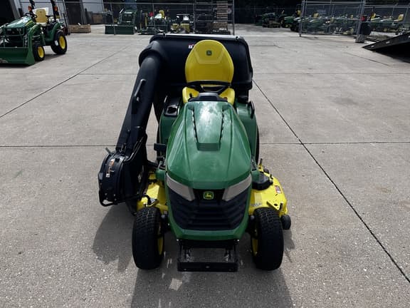 Image of John Deere X590 equipment image 1