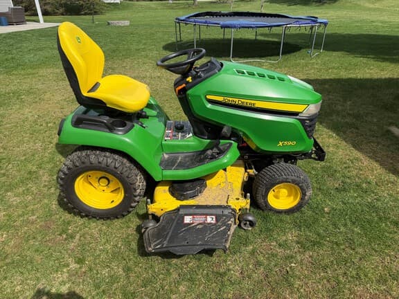 Image of John Deere X590 equipment image 2