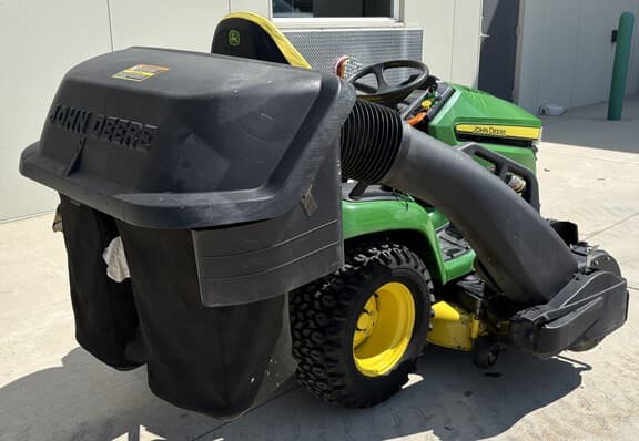 Image of John Deere X590 equipment image 2