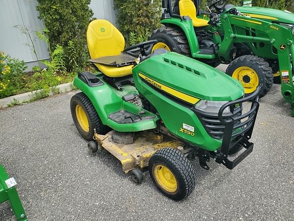 Image of John Deere X590 Image 1