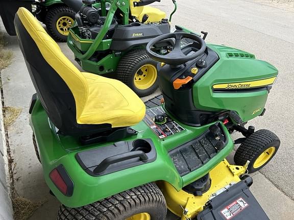 Image of John Deere X590 equipment image 2