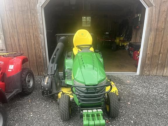 Image of John Deere X590 equipment image 1