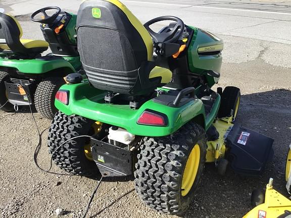 Image of John Deere X590 equipment image 3