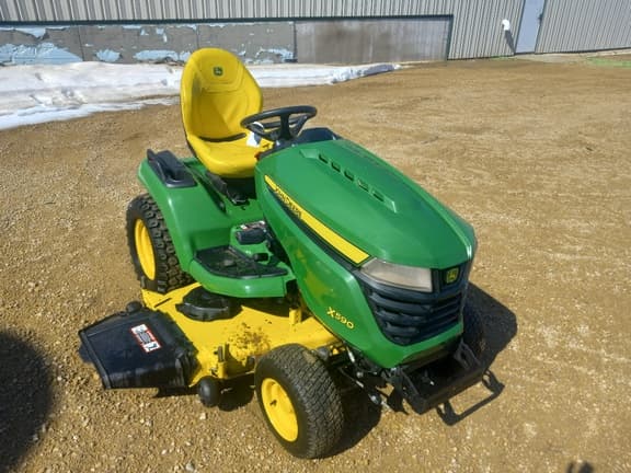 Image of John Deere X590 equipment image 1