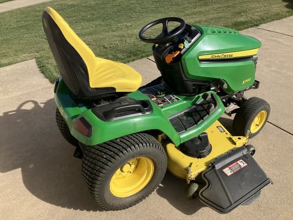 Image of John Deere X590 equipment image 2