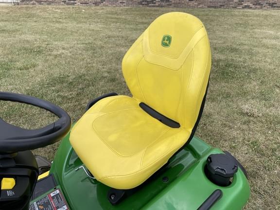Image of John Deere X590 equipment image 4