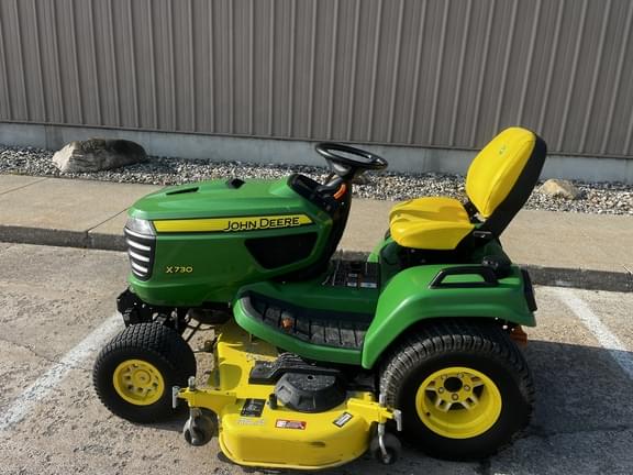 Image of John Deere X730 Primary image
