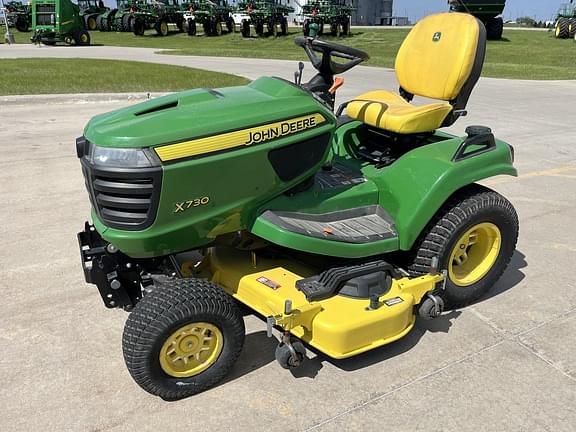 Image of John Deere X730 Primary image