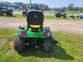Image of John Deere X730 equipment image 3