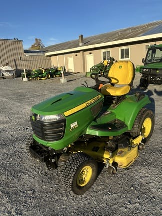2021 John Deere X730 Equipment Image0