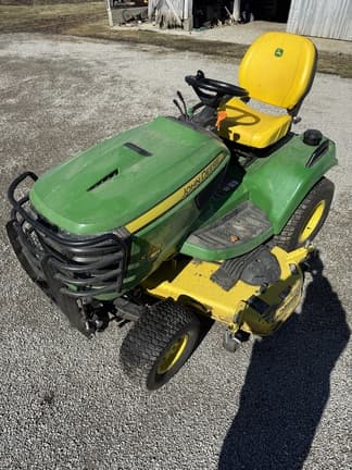 Image of John Deere X730 equipment image 3