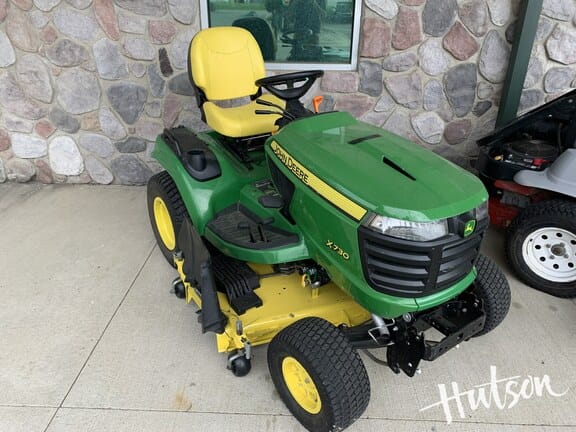 Main image John Deere X730