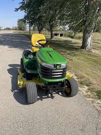 Image of John Deere X730 equipment image 2