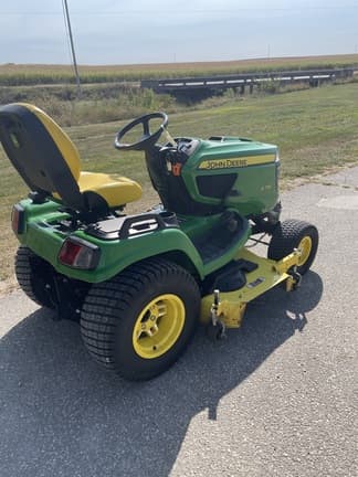 Image of John Deere X730 equipment image 1