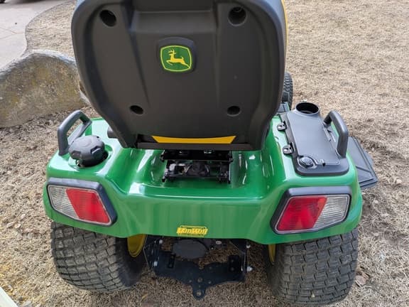 Image of John Deere X730 equipment image 4