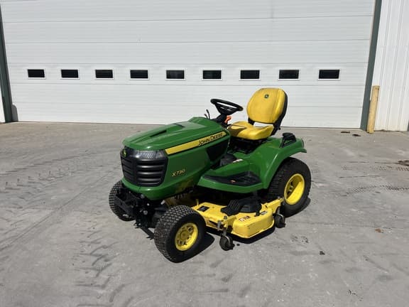 Image of John Deere X730 Primary image